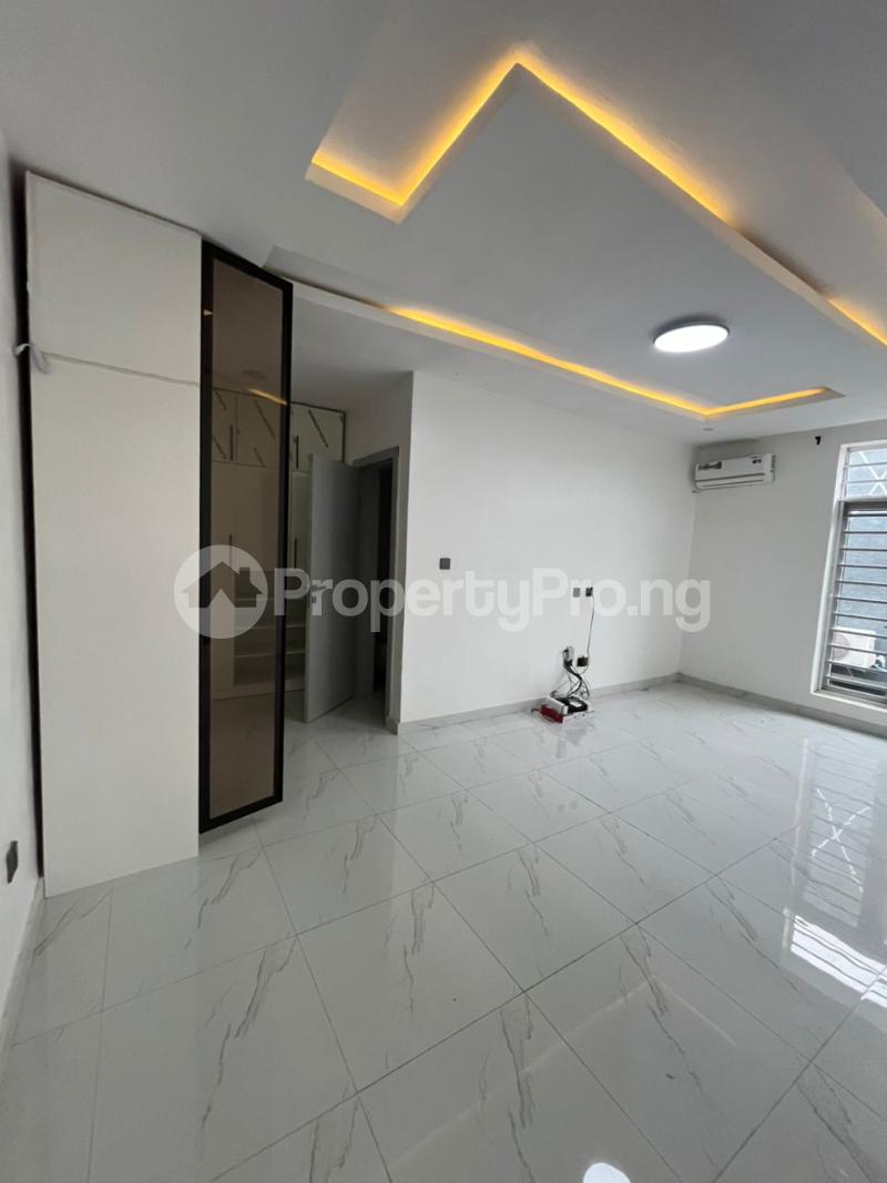 4 bedroom House for rent Estate Opebi Ikeja Lagos