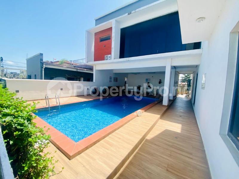 4 bedroom House for rent Ologolo Lekki Lagos
