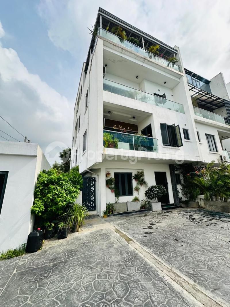 4 bedroom House for rent Off Admiralty Way, Lekki Phase 1 Lagos State. Lekki Phase 1 Lekki Lagos