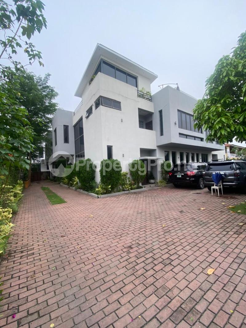 4 bedroom House for rent Off Admiralty Road Lekki Phase 1 Lagos State. Lekki Phase 1 Lekki Lagos