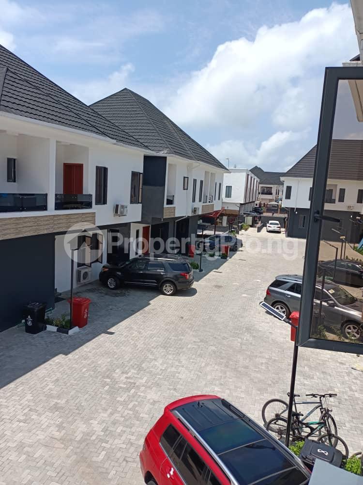 4 bedroom House for sale   chevron Lekki Lagos