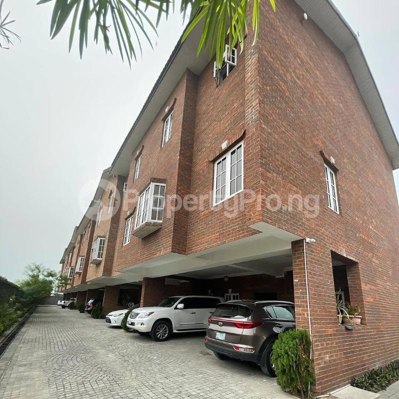 4 bedroom House for sale Ikate Lekki Lagos