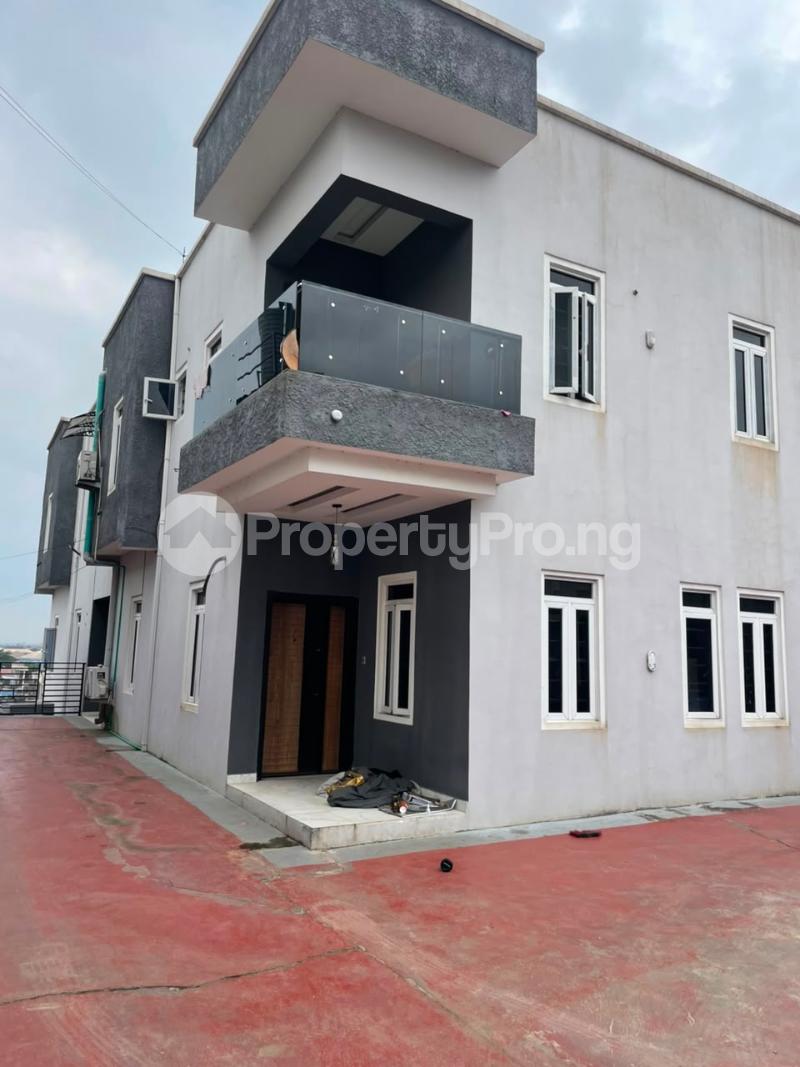 4 bedroom House for rent Magodo Phase1 Isheri North Ojodu Lagos