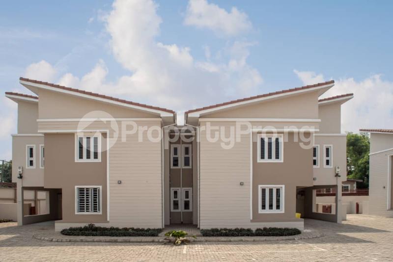 4 bedroom House for rent Mende Maryland Lagos