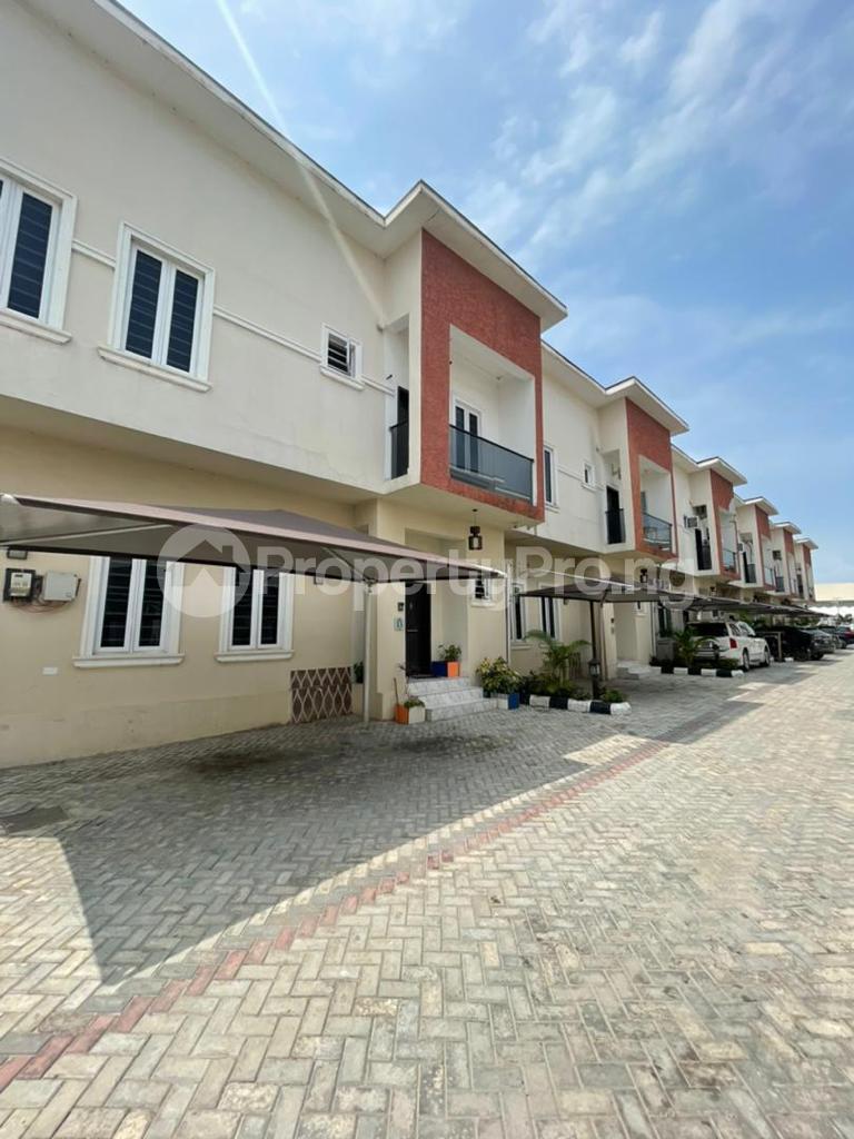 4 bedroom House for rent Orchid Road chevron Lekki Lagos