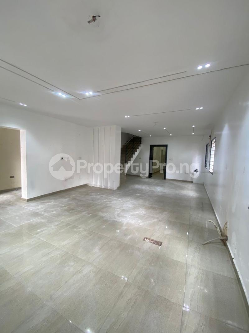 4 bedroom House for rent Ikate Lekki Lagos