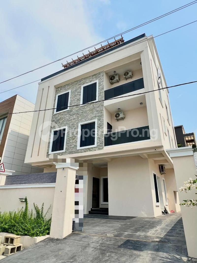 5 bedroom House for sale Lekki Phase 1 Lekki Lagos State. Lekki Phase 1 Lekki Lagos