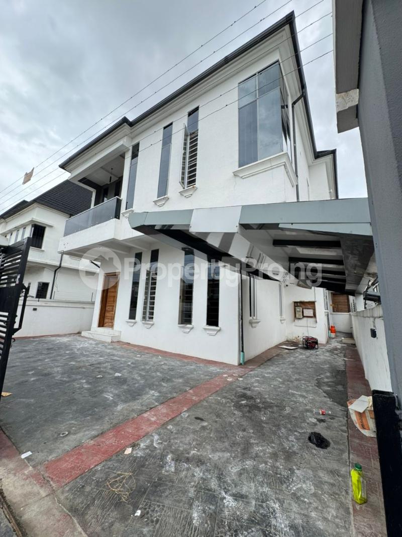 5 bedroom House for rent Osapa London, Lekki Lagos State. Osapa london Lekki Lagos