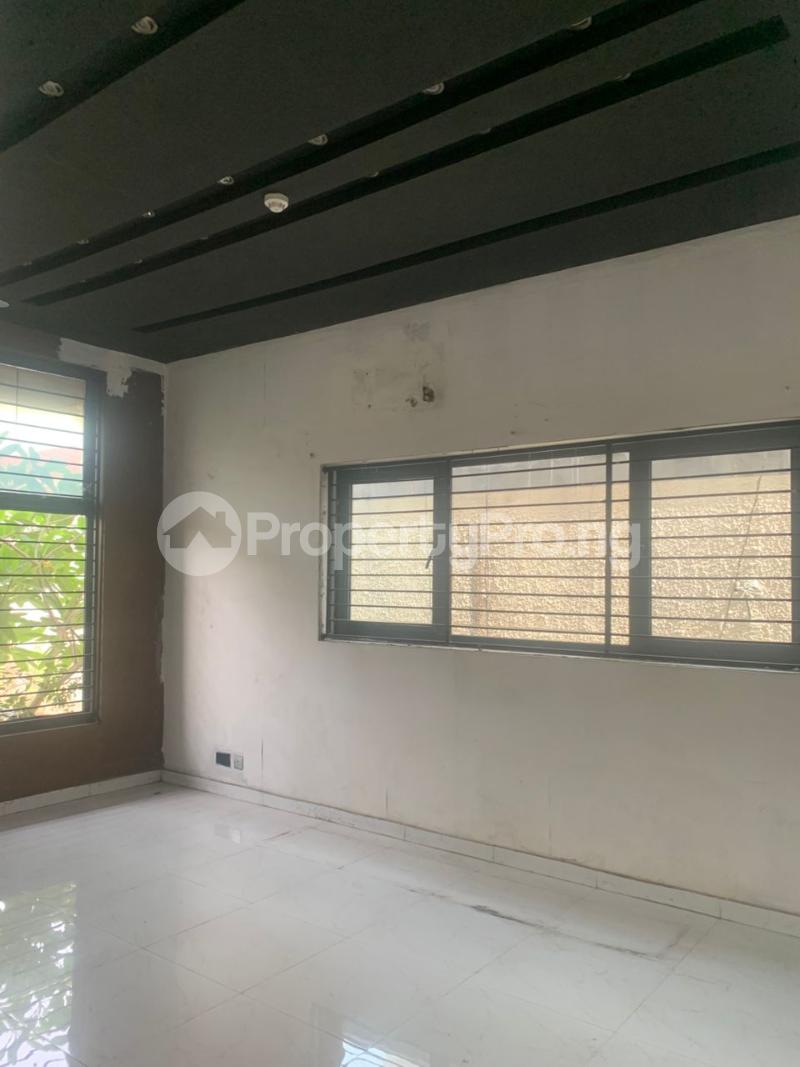 5 bedroom House for rent Lekki Phase 1,off Admiralty Way Lagos State. Lekki Phase 1 Lekki Lagos