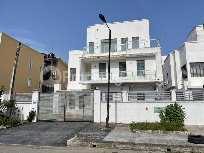 5 bedroom House for rent Elf Petrocam Filling Station Lekki Phase 1 Lekki Lagos