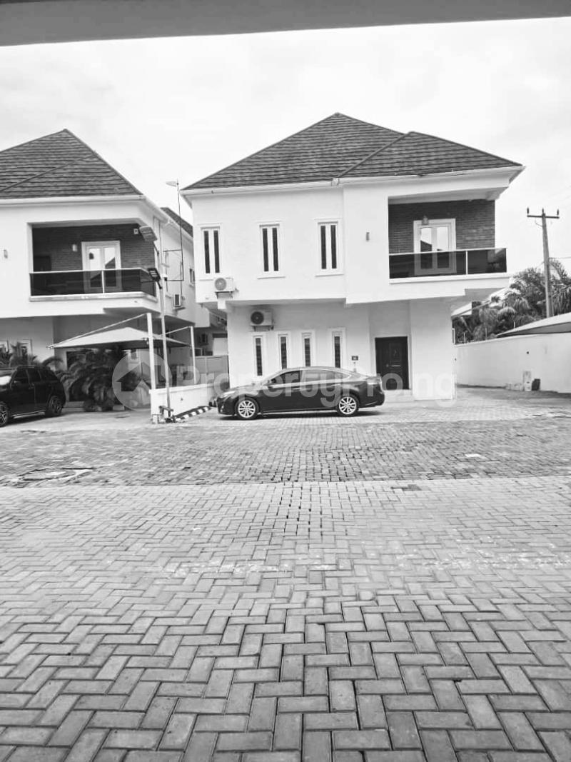 5 bedroom House for rent Conservation Road, Chevron Lekki Lagos
