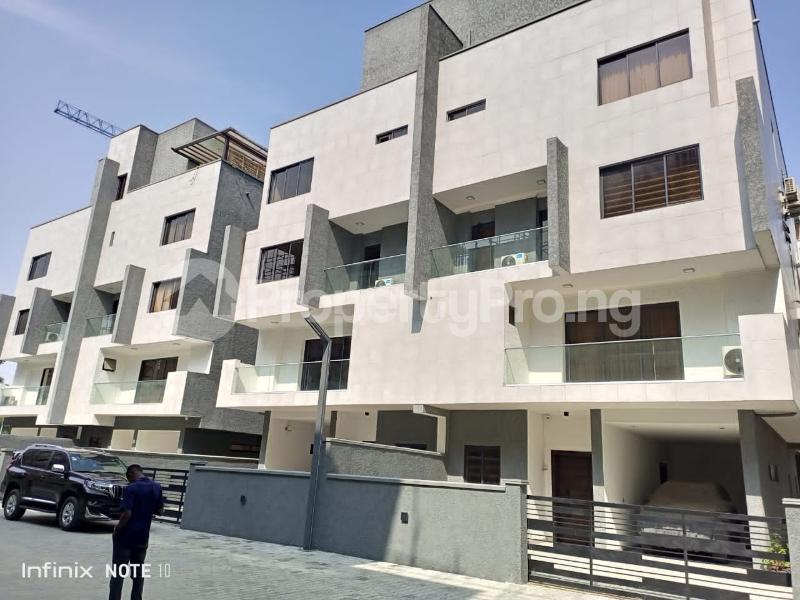 5 bedroom House for rent Ikate Lekki Lagos