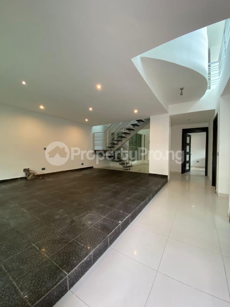 4 bedroom House for rent Richmond Gate Estate Ikate Lekki Lagos