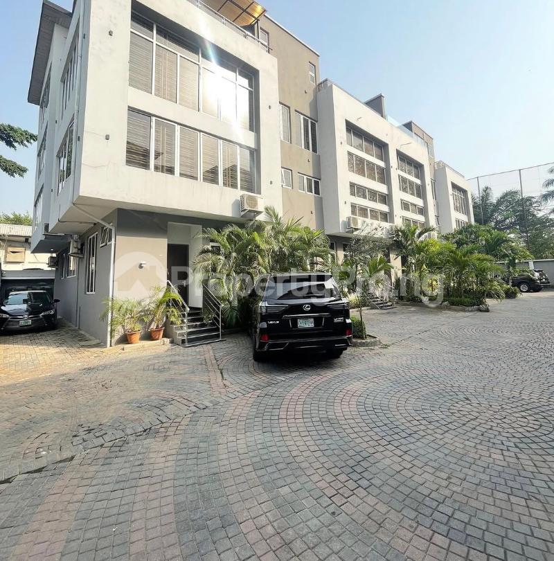 4 bedroom House for rent Ikoyi Lagos