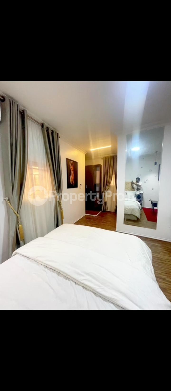 1 bedroom Flat / Apartment for rent Admiralty Road Lekki Lagos