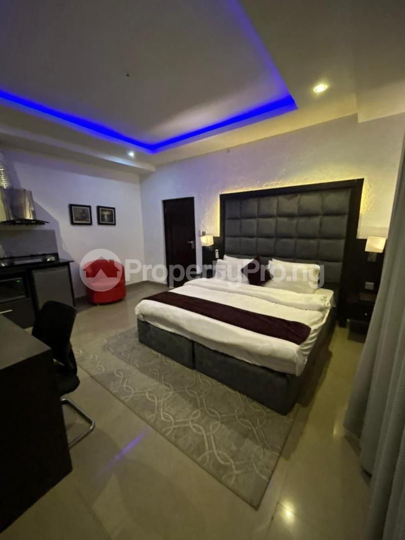 Flat / Apartment for rent Off Sinari Darinjo Ademola Adetokunbo Victoria Island Lagos