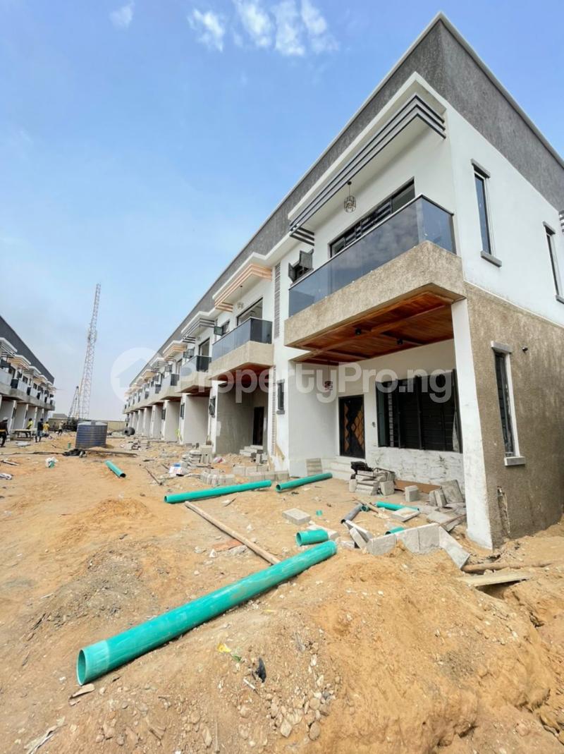 4 bedroom House for sale Osapa london Lekki Lagos