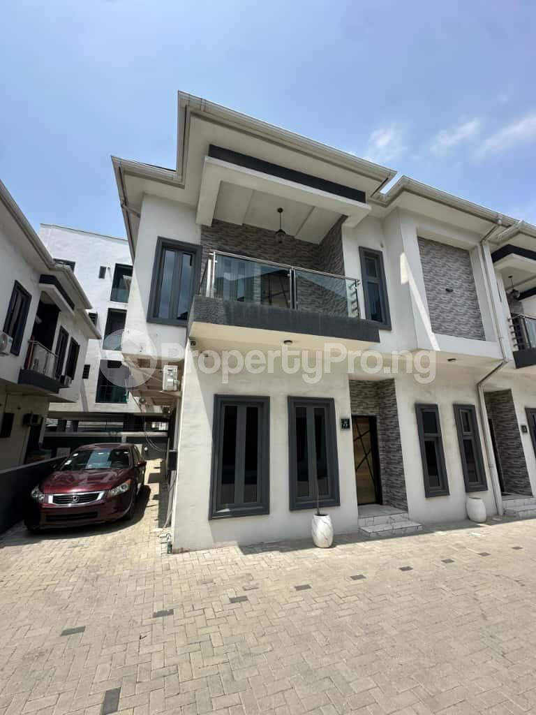 4 bedroom House for rent Ologolo Lekki Lagos - 1