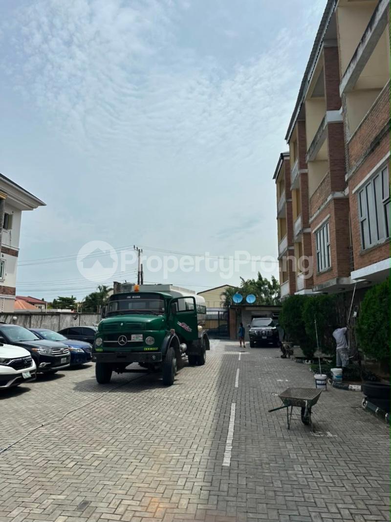4 bedroom House for rent Ikate Lekki Lagos