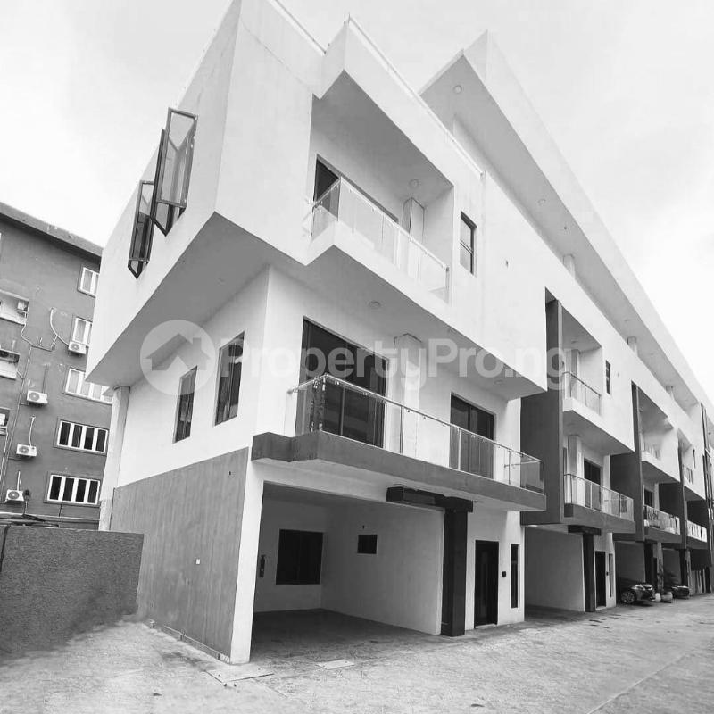 4 bedroom House for rent Vi Lagos ONIRU Victoria Island Lagos