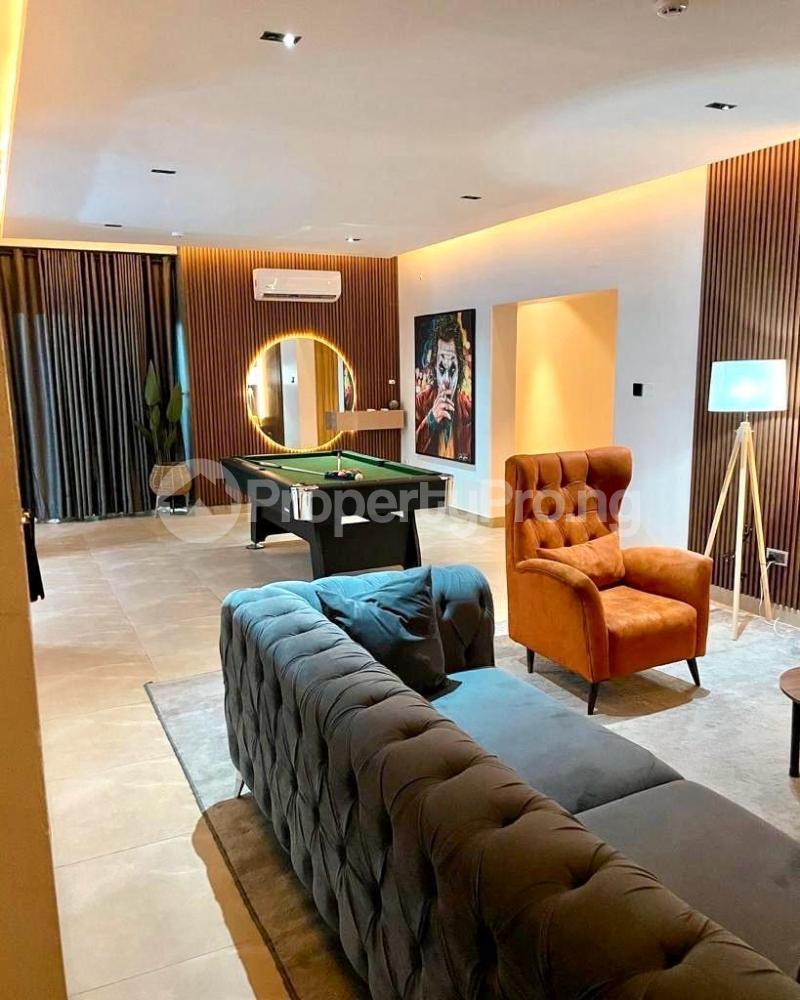 3 bedroom House for rent ONIRU Victoria Island Lagos