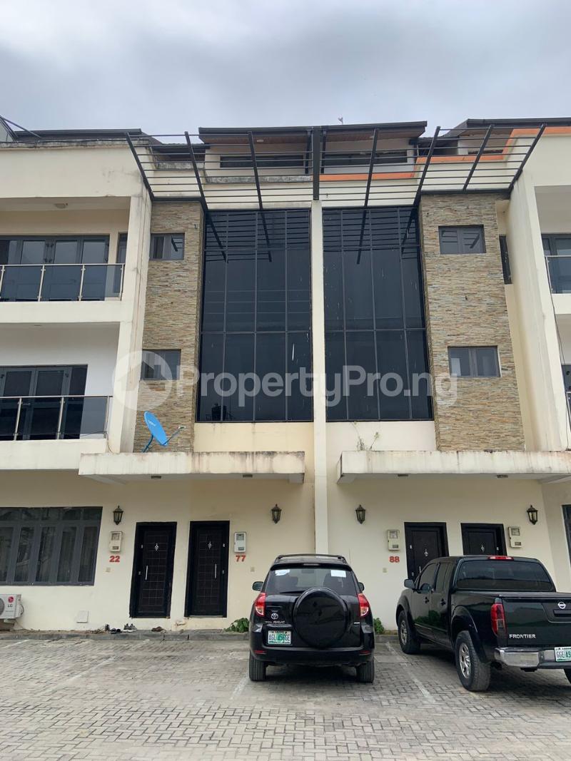 4 bedroom House for rent Enyo Filling Station Ikate Lekki Lagos