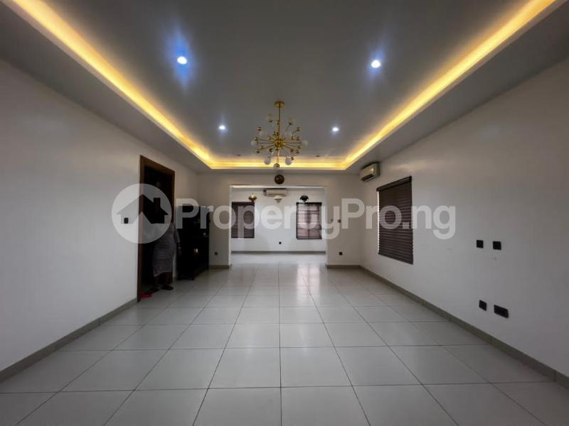 3 bedroom Flat / Apartment for rent Lekki Phase 1 Lekki Lagos