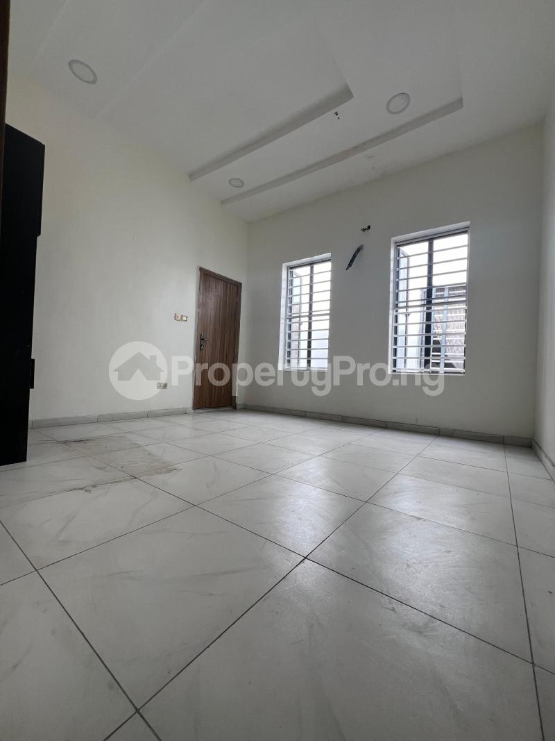 1 bedroom Flat / Apartment for rent Emcel Garden orchid Lekki Lagos