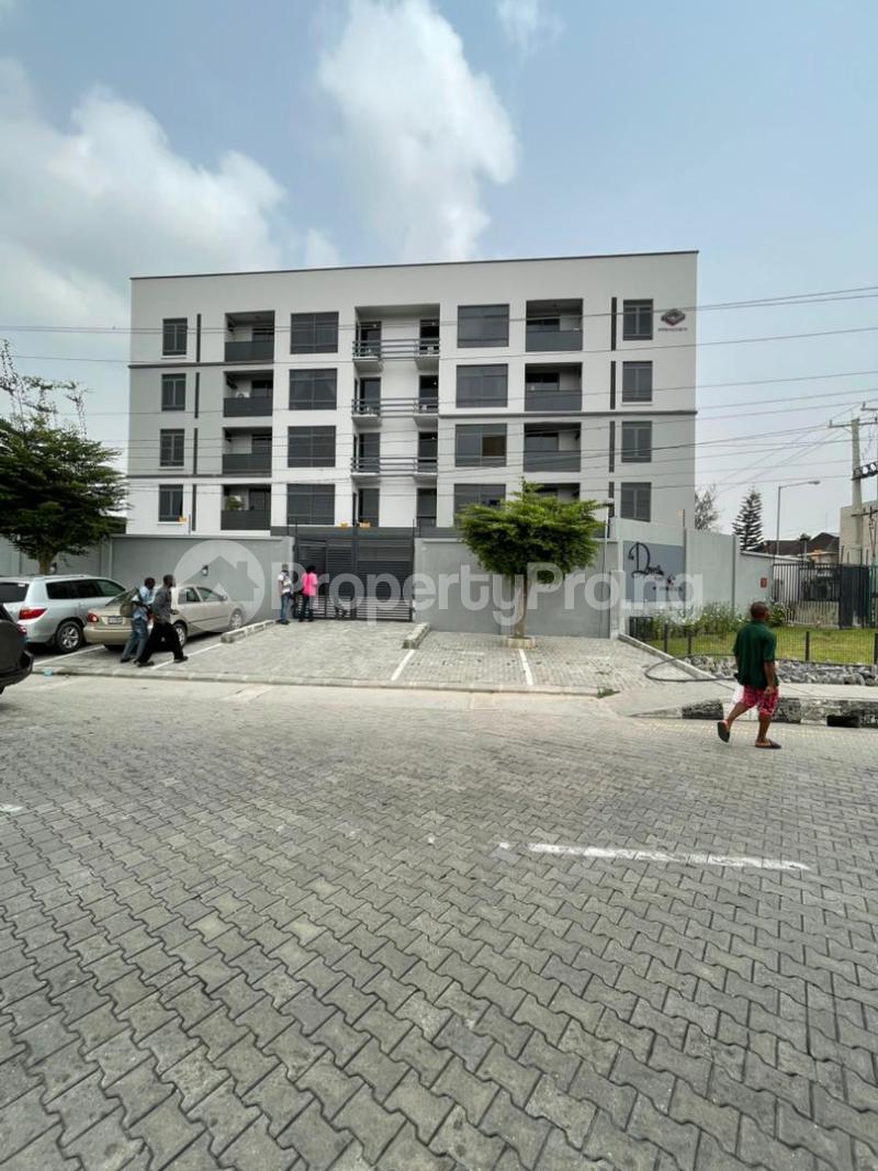 3 bedroom Flat / Apartment for rent Lekki Phase 1 Lekki Lagos