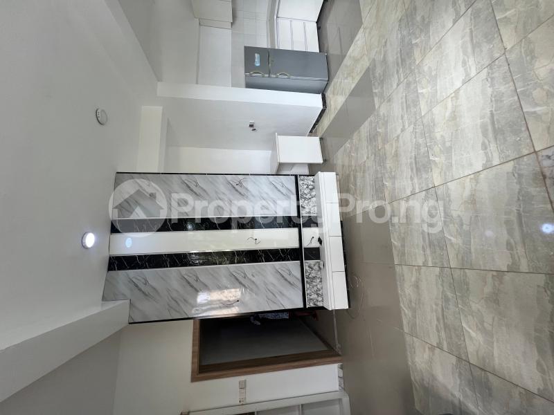 2 bedroom House for rent Off Admiralty Way Lekki Phase 1 Lekki Lagos