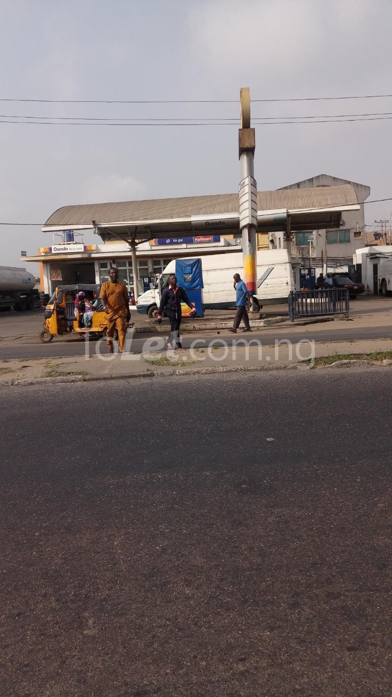 Commercial Property for sale By Post Office Junction. Mushin Mushin Lagos