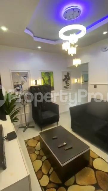 1 bedroom Flat / Apartment for rent Adekunle Yaba Lagos - 0