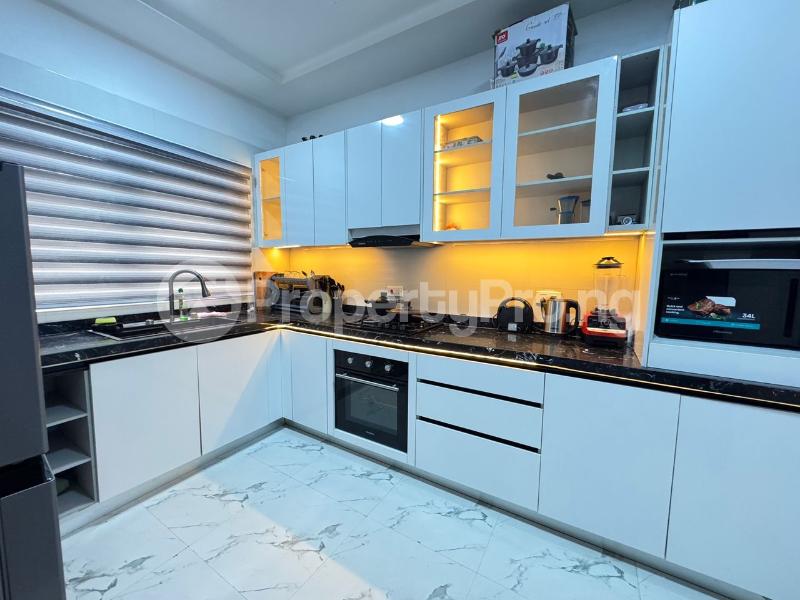 2 bedroom House for rent Ikate Lekki Lagos