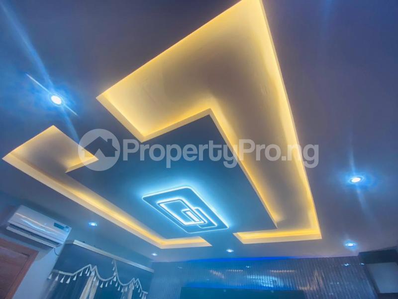 2 bedroom Flat / Apartment for rent Surulere Lagos