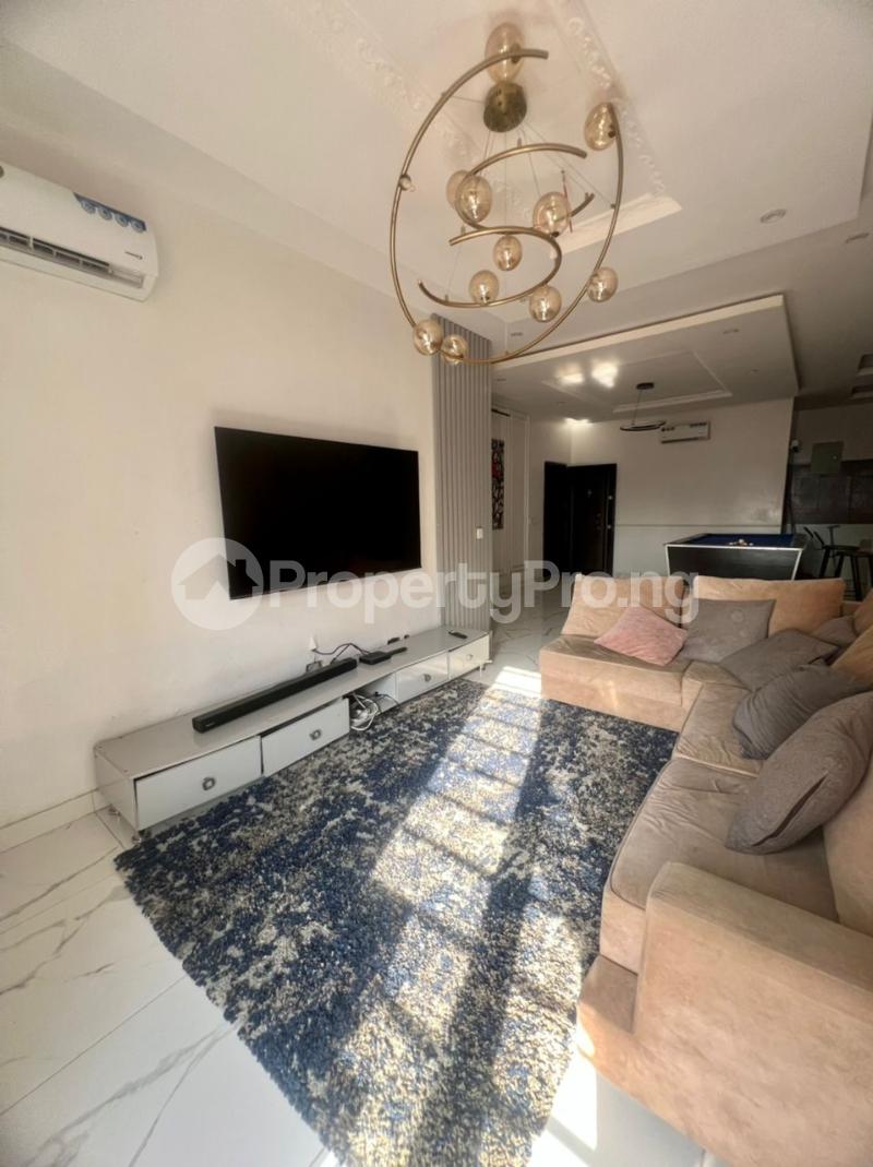 2 bedroom House for rent Ikate Lekki Lagos