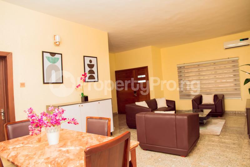 2 bedroom House for rent Off Oshuntokun Drive Bodija Ibadan Oyo