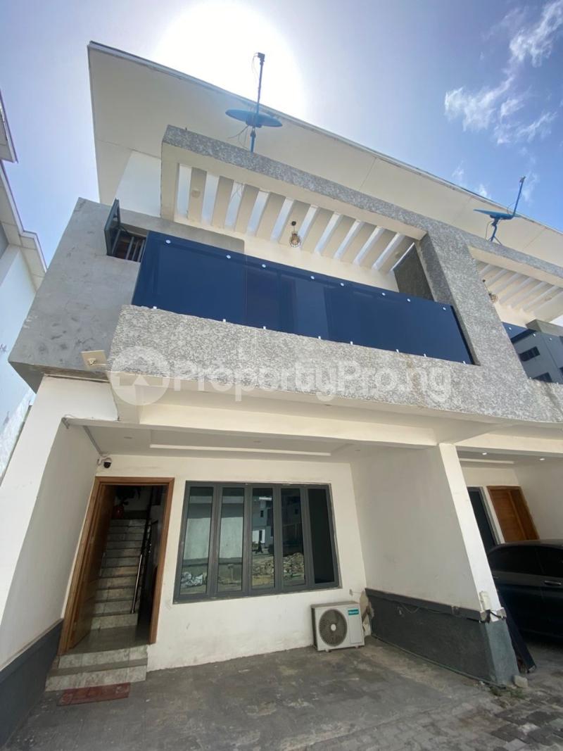 2 bedroom House for rent Ikate Lekki Lagos