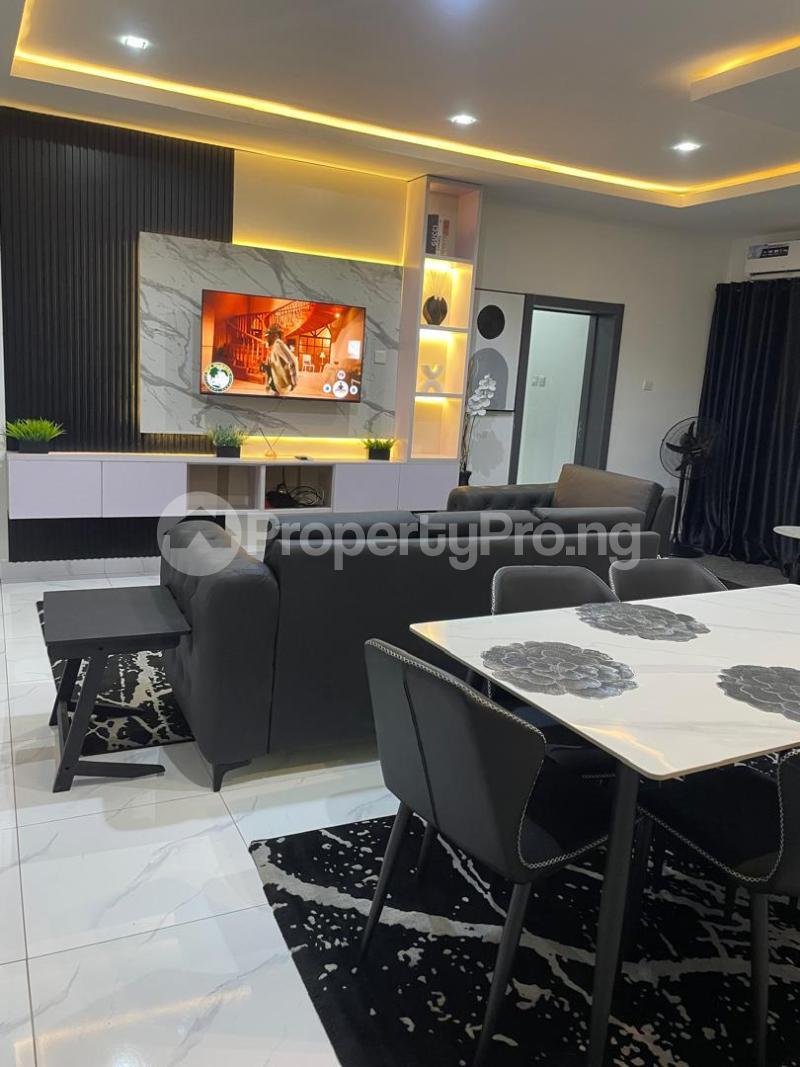 2 bedroom House for sale Dideolu Court OGBA GRA Ogba Lagos