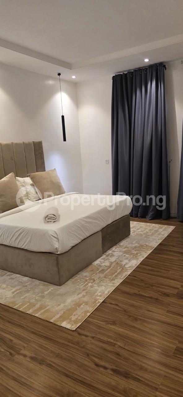 3 bedroom Flat / Apartment for rent ONIRU Victoria Island Lagos