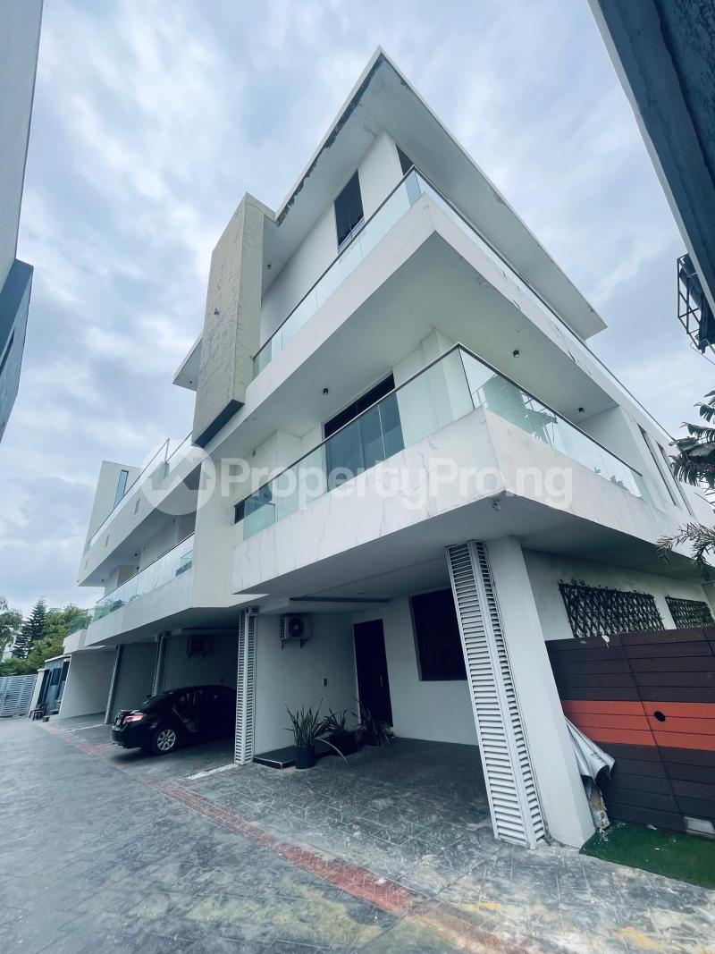 3 bedroom House for rent Serene And Lovely Neighborhood At Banana Island Ikoyi Lagos