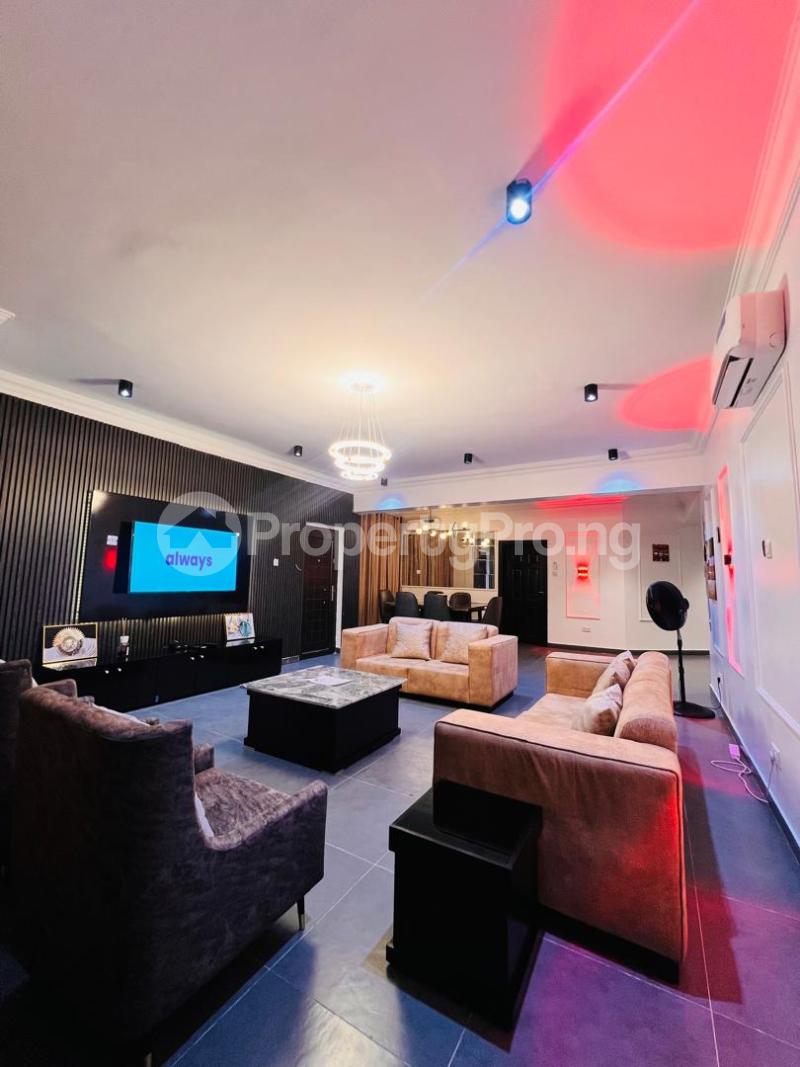 3 bedroom Flat / Apartment for shortlet ONIRU Victoria Island Lagos