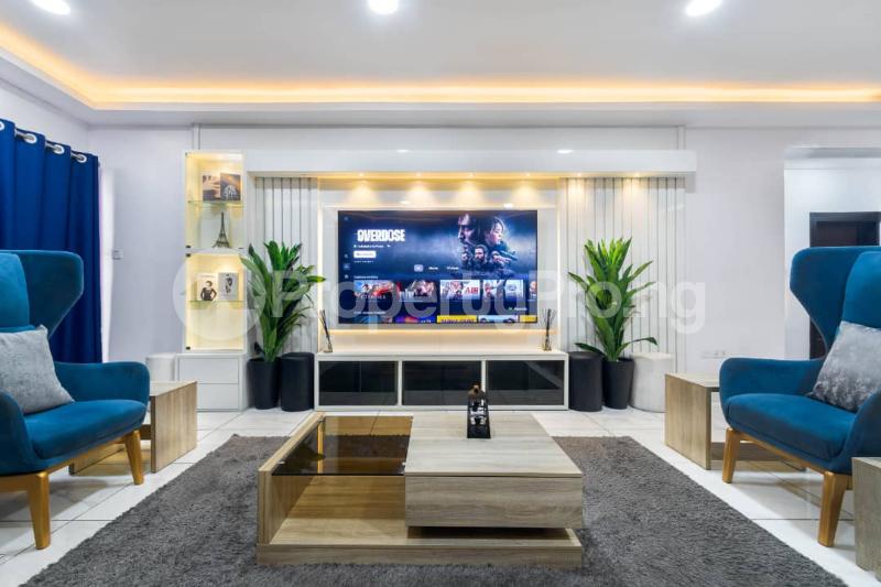 3 bedroom House for shortlet ONIRU Victoria Island Lagos