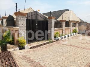 3 bedroom House for sale Oloogbo Estate, Ologuneru Ibadan Oyo