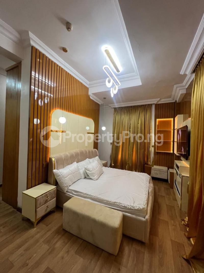 3 bedroom Flat / Apartment for rent ONIRU Victoria Island Lagos