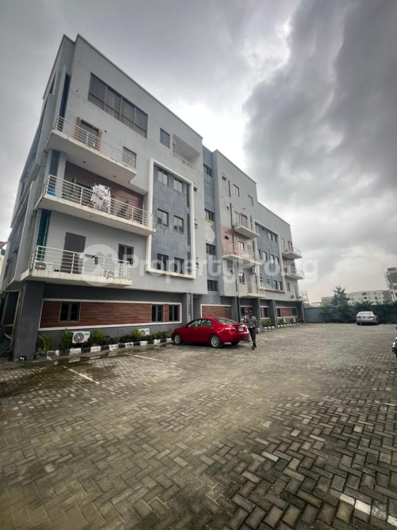 3 bedroom House for rent Olivia Court Freedom Way Lekki Lagos