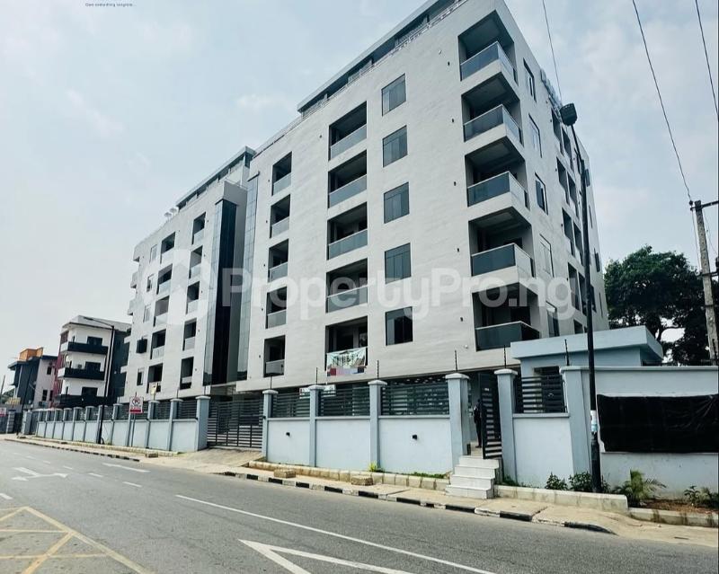 3 bedroom Flat / Apartment for sale Ikeja GRA Ikeja Lagos