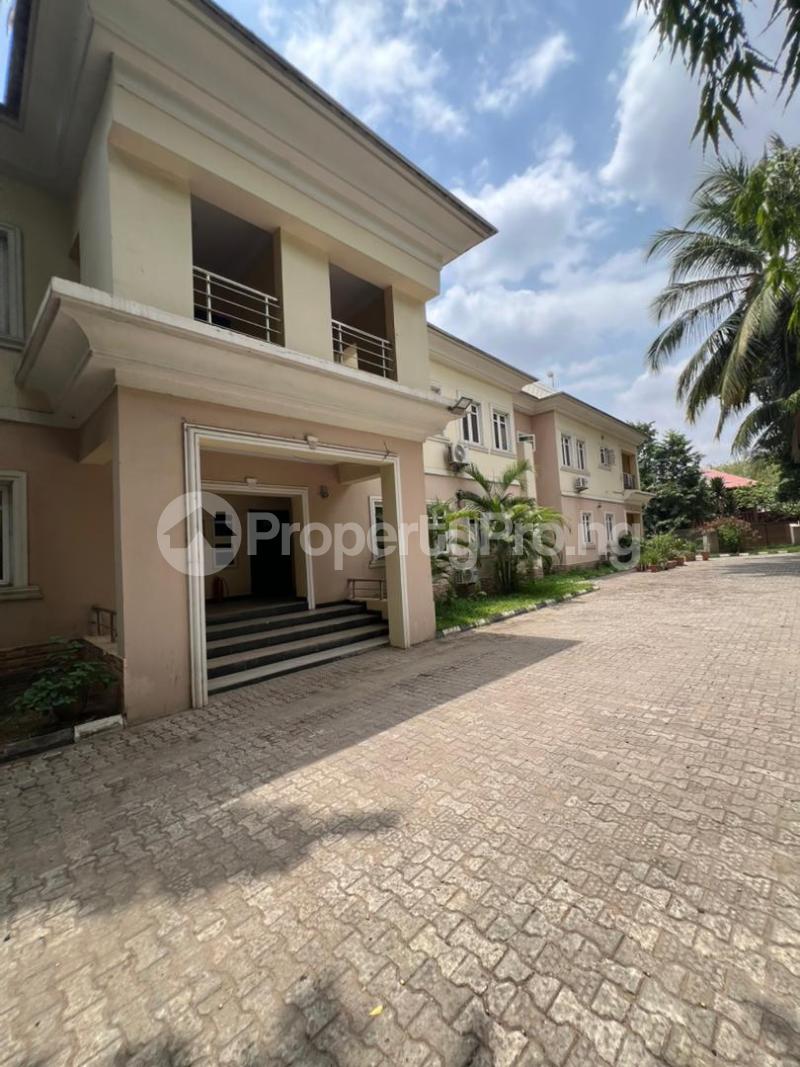 3 bedroom Flat / Apartment for rent Wuse 2 Abuja