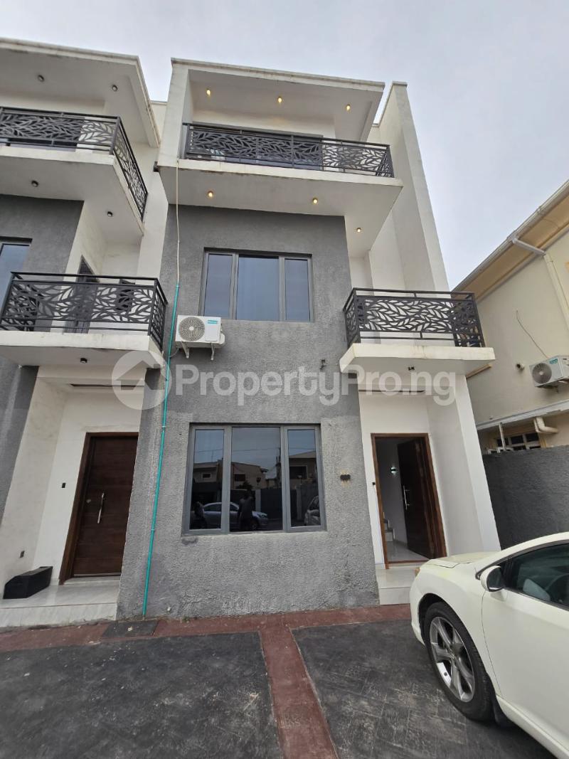 3 bedroom House for rent Omole phase 2 Ojodu Lagos