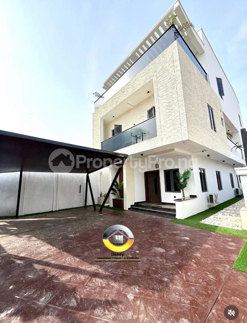 4 bedroom House for sale Chevron Toll Gate Lekki Lagos