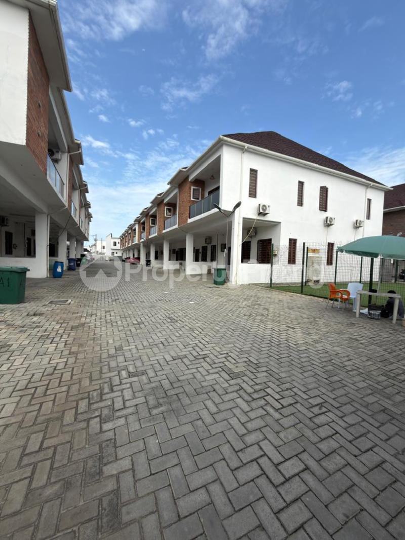 4 bedroom House for rent Orchid Lekki Lagos